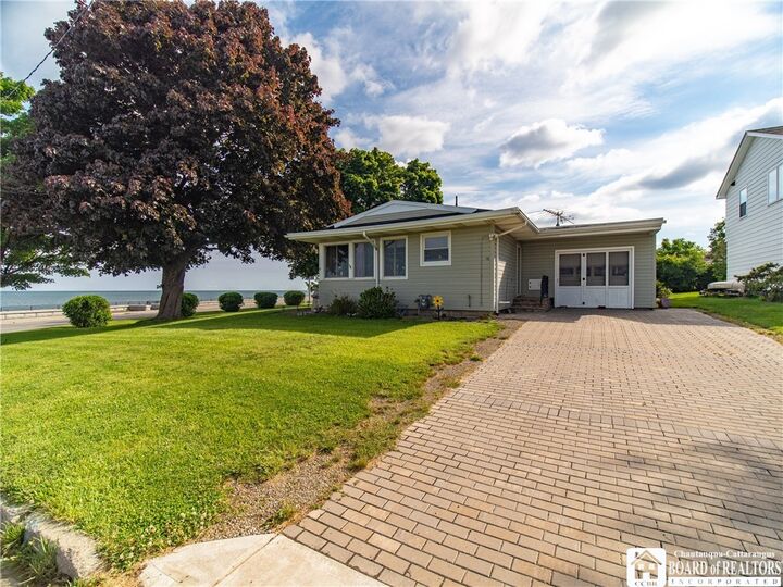 Property Photo: 72 N Jerboa Street NY 14048