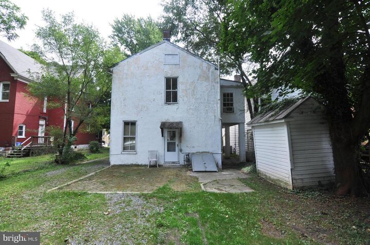 Property Photo: 515 N Loudoun Street 3 VA 22601