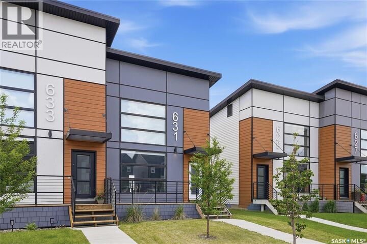 Property Photo:  631 Brighton Gate  SK S7V 0T4 
