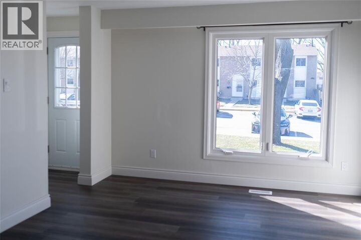 Property Photo:  27 Turner Drive 36  ON N7S 4R9 