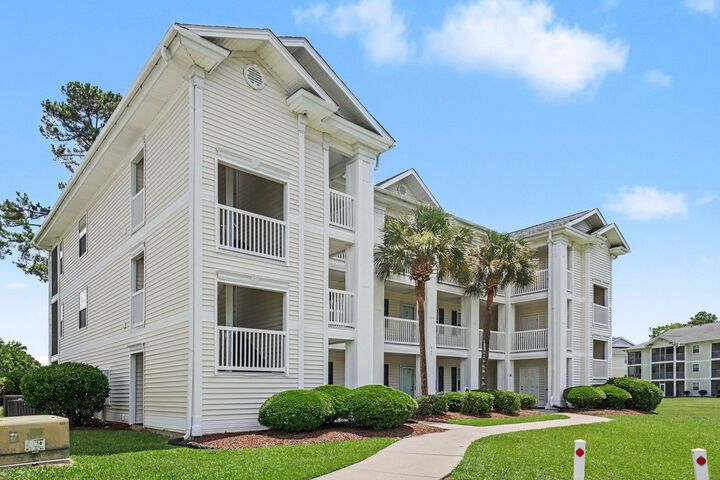 Property Photo: 461 Red River Ct. 36-D SC 29579
