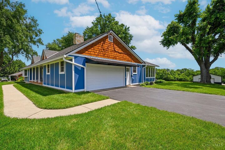 Property Photo:  1122 Mockingbird Lane  OH 45036 
