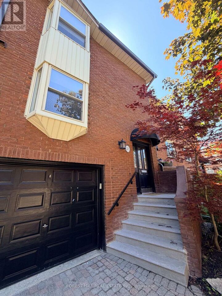Property Photo:  21 Red Maple Court  ON M2K 2T4 