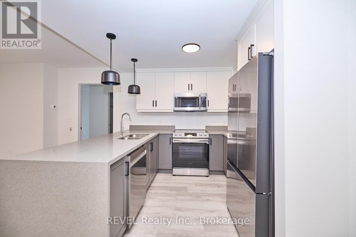 Property Photo: 300B Fourth Avenue 503 ON L2S 0E6