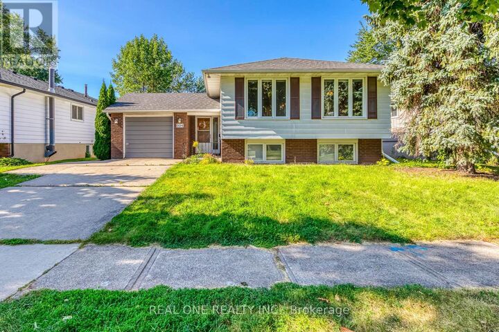 Property Photo:  604 Bridle Wood  ON L7L 4C7 