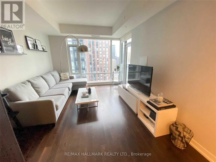 Property Photo: 21 Widmer Street 3607 ON M5V 2E8