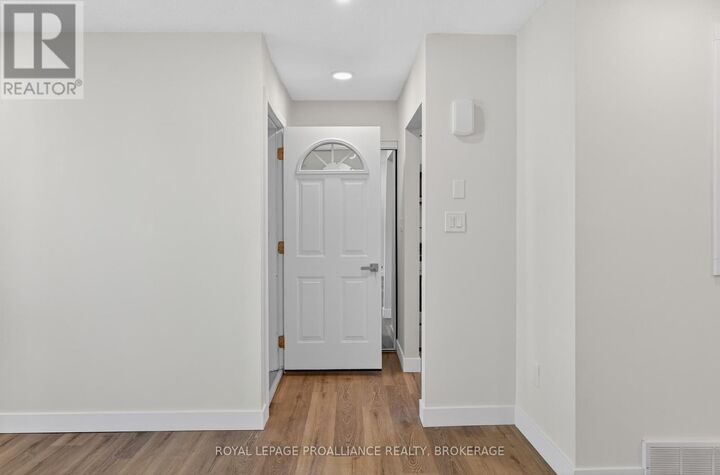 Property Photo:  1088 Pinewood Place  ON K7P 1L1 
