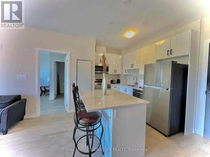 Property Photo:  3265 Carding Mill Trail 206  ON L6M 1S1 