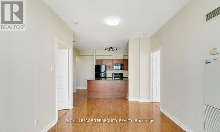 Property Photo:  3525 Kariya Drive 2509  ON L5B 0C2 