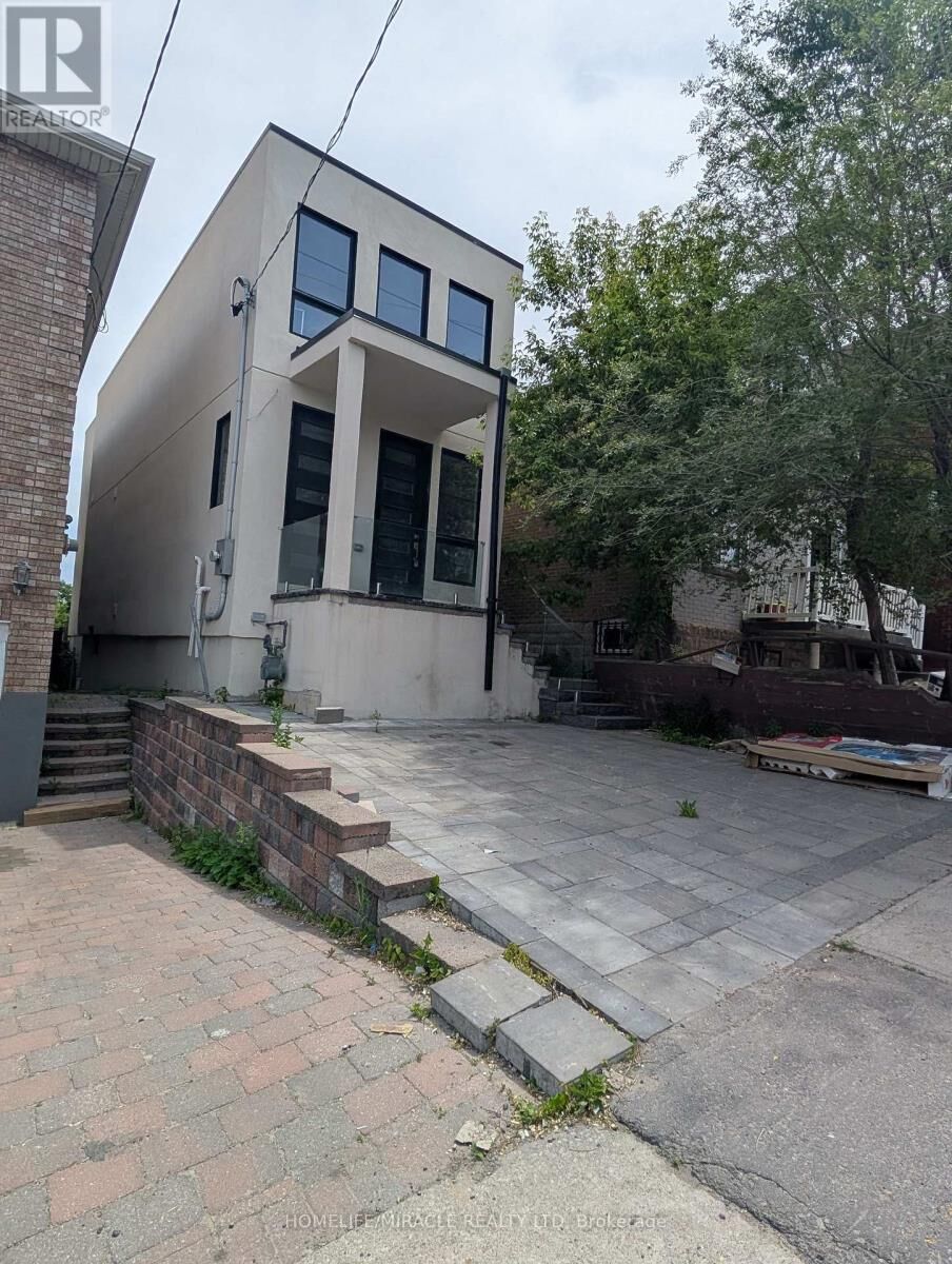 Property Photo: 2099 A Dufferin Street ON M6E 3R3