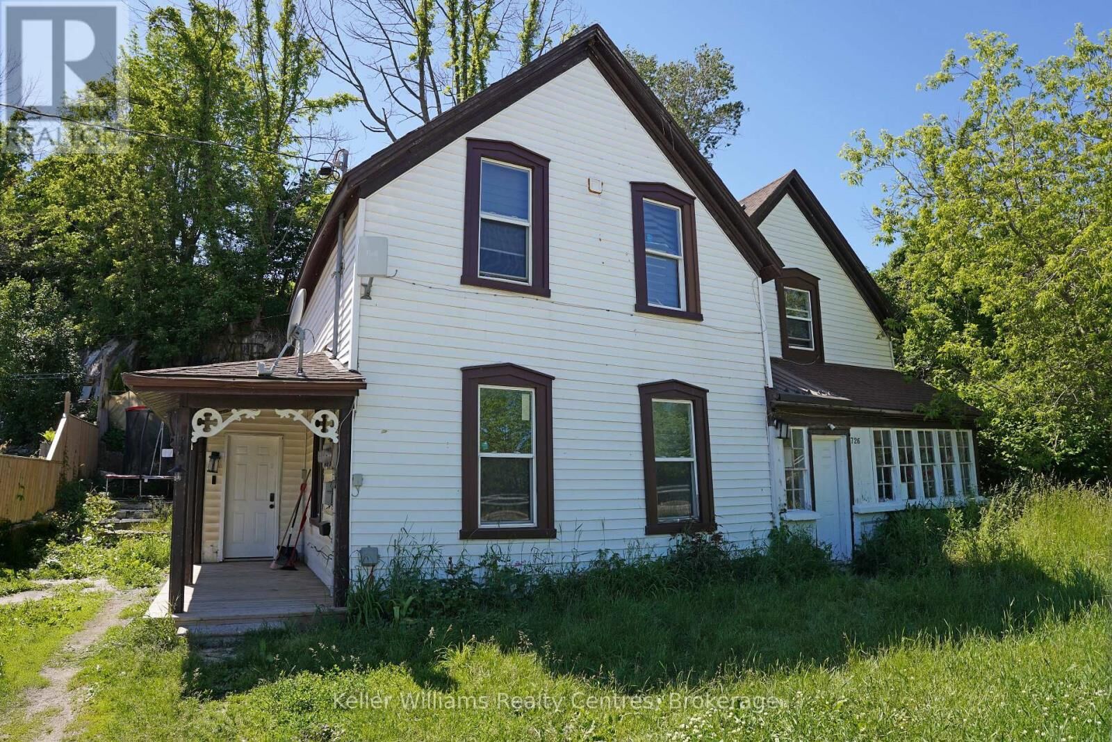 Property Photo:  726 Berford Street  ON N0H 2T0 