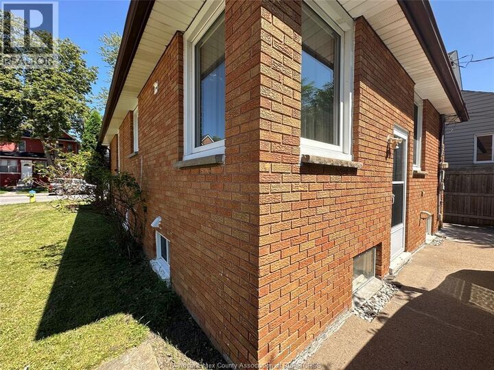 Property Photo: 849 Dougall Avenue ON N9A 4R3