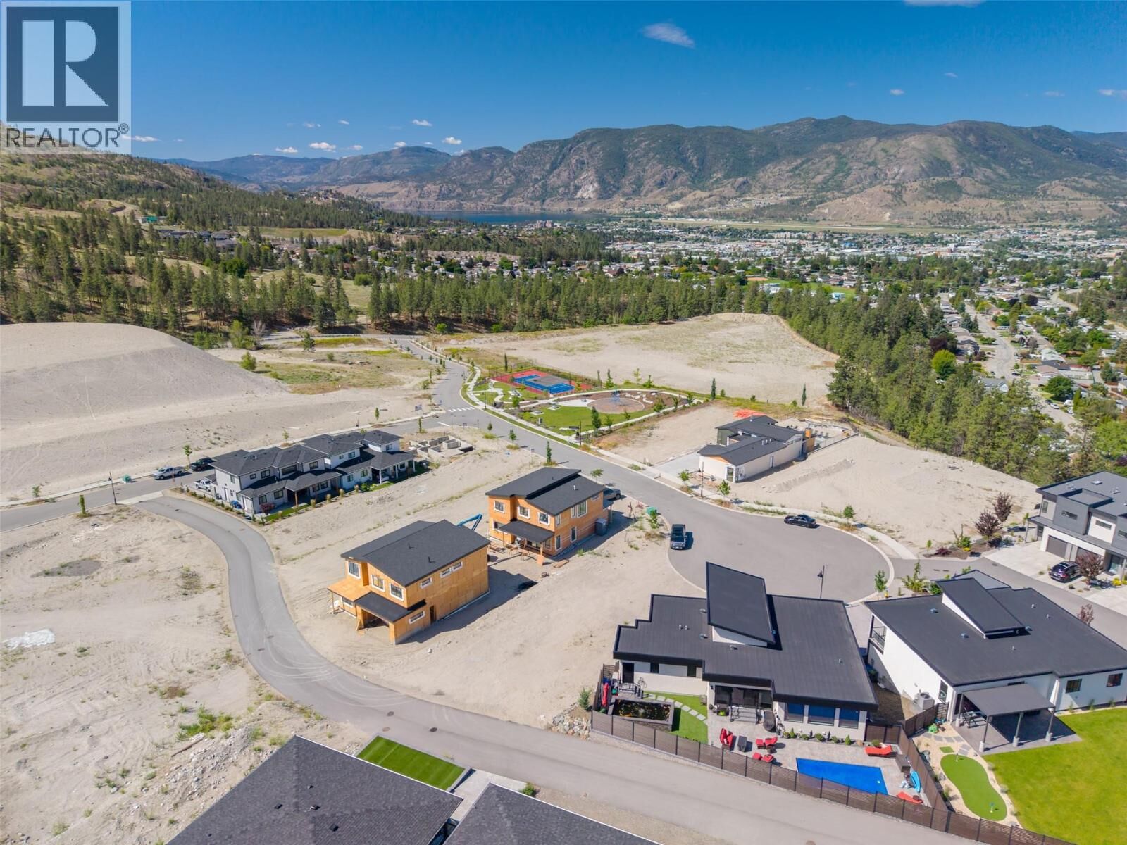 Property Photo:  134 Deer Place  BC V2A 0J8 