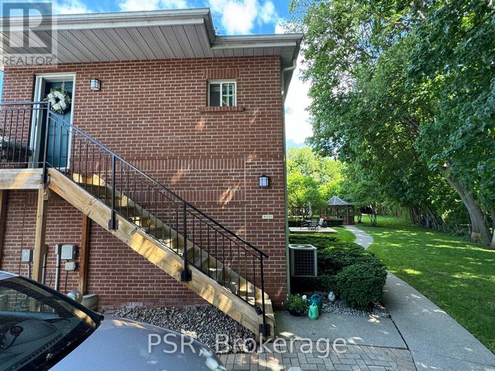 Property Photo:  1361 Bayview Avenue Ch1  ON M4G 3A5 