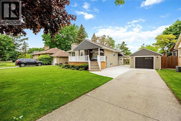 Property Photo: 574 Flamingo Drive ON N7V 2J7
