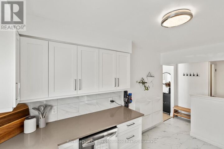 Property Photo:  494 Elgin Street West 18  ON K9A 4T6 