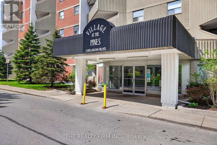 Property Photo:  1103 Jalna Boulevard 705  ON N6E 2W8 