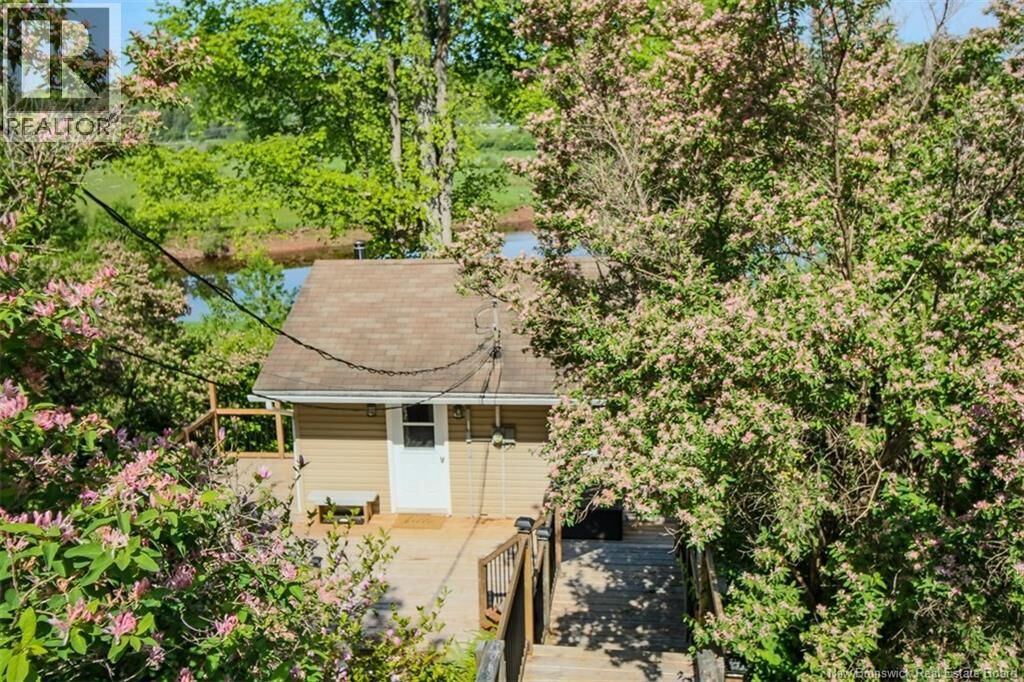 Property Photo:  82 Porter Road  NB E5N 6X2 