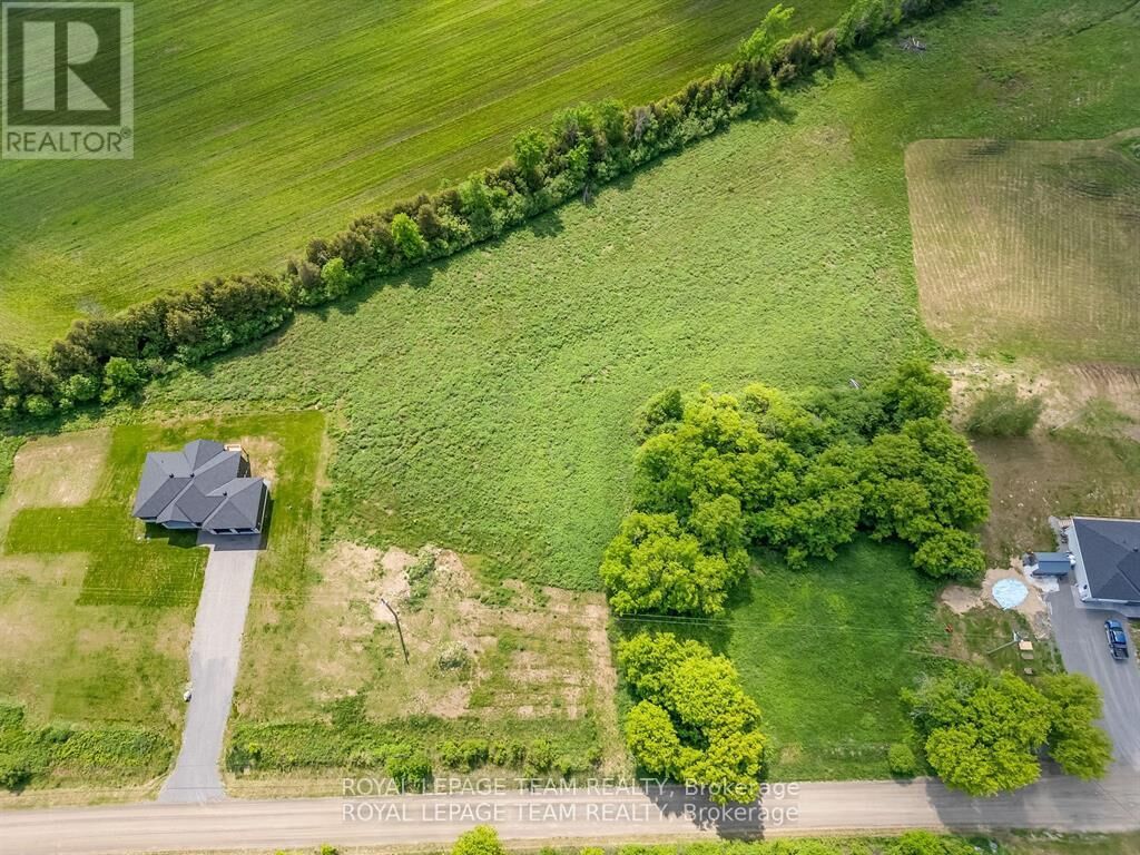 Property Photo:  475 Pioneer Road North  ON K0G 1N0 