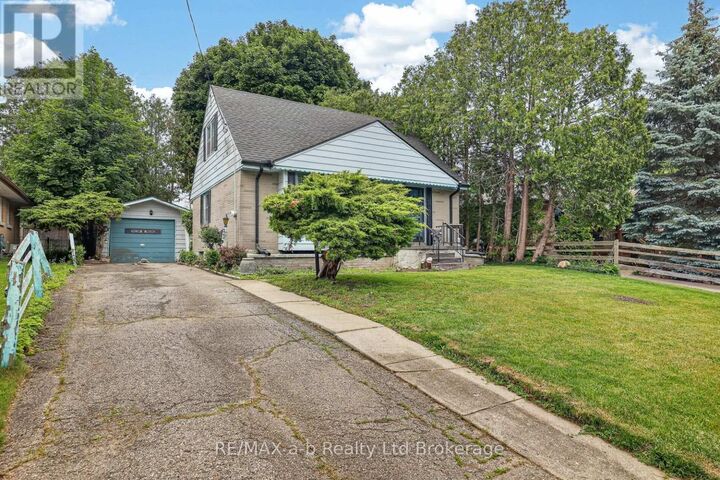 Property Photo:  443 Rivercrest Drive  ON N4S 5W5 