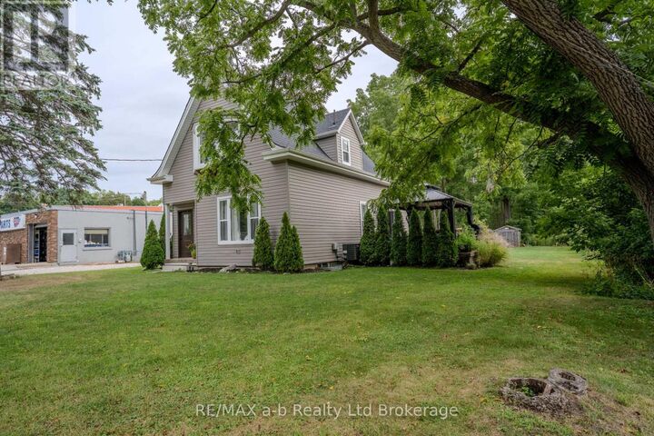 Property Photo: 14 Old Vienna Road ON N4G 3C4