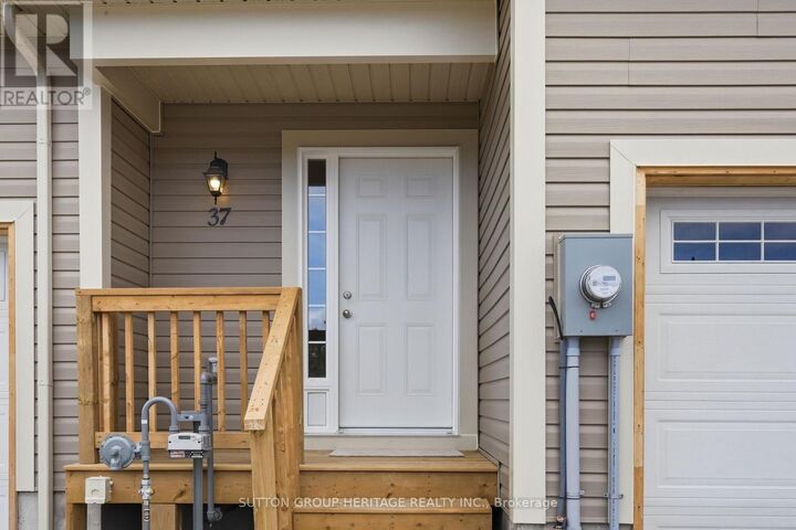Property Photo:  37 McConnell Crescent  ON P1L 0N7 