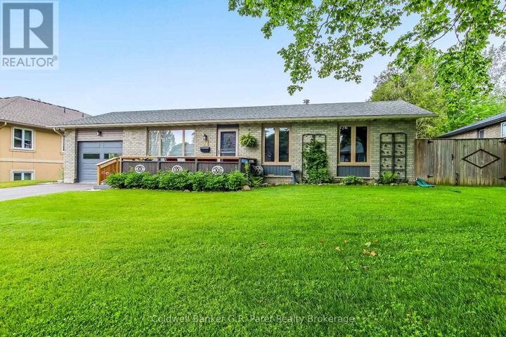 Property Photo: 27 Woodcock Drive ON N4G 4M3