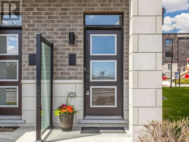 Property Photo:  2550 Castlegate Crossing 218  ON L1X 0H6 