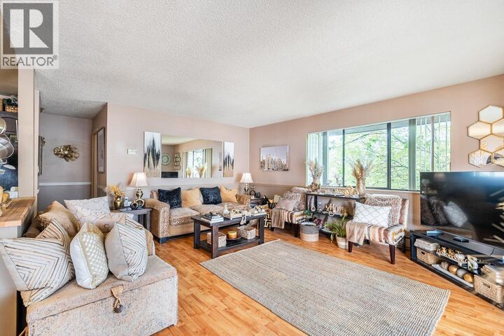 Property Photo:  12170 222nd Street 314  BC V2X 8H1 