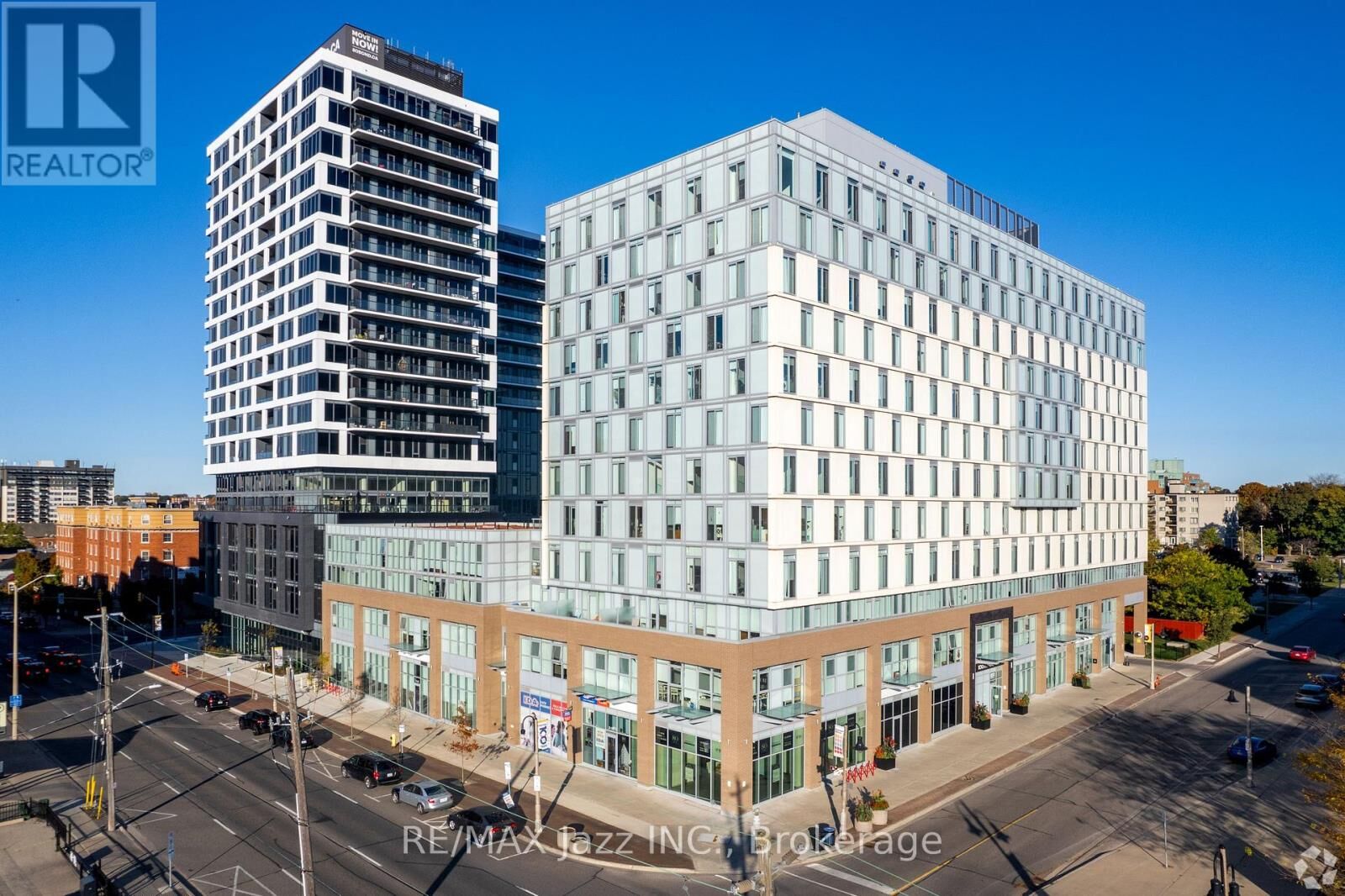 Property Photo:  100 Bond Street East 1004  ON L1G 0E6 