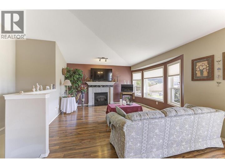 Property Photo: 3684 Morningside Drive BC V4T 2T8