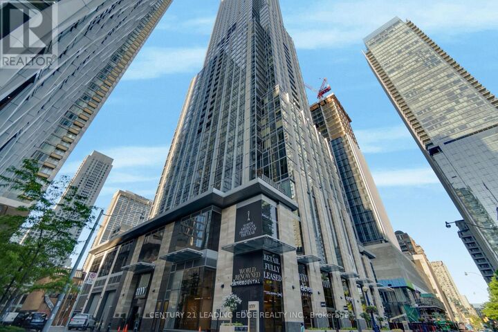 Property Photo: 11 Yorkville Avenue 3005 ON M4W 0B7