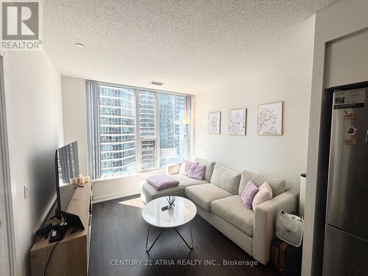 Property Photo: 10 York Street 1908 ON M5J 0E1