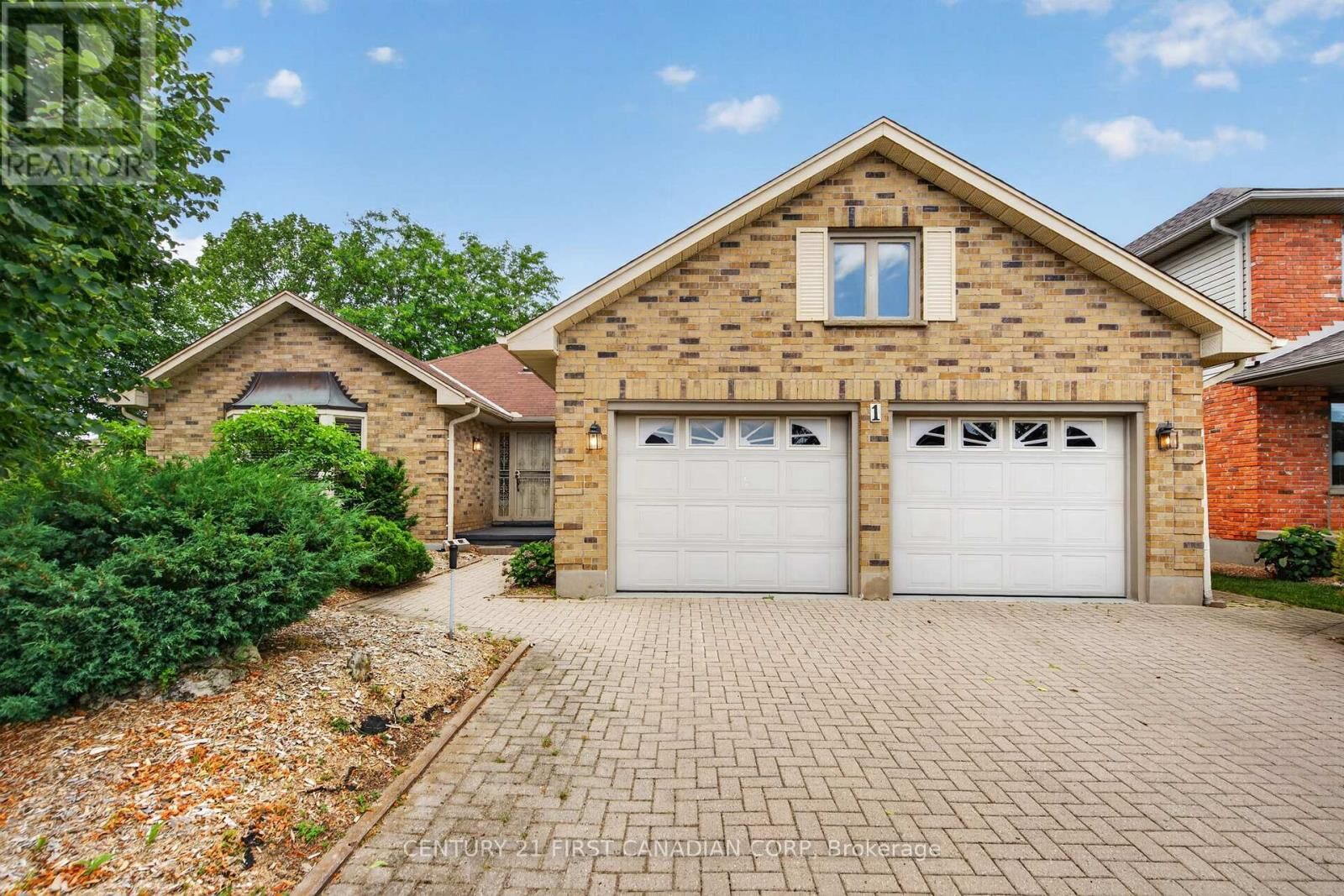 Property Photo: 1 Sports Field Crescent ON N6K 4J9