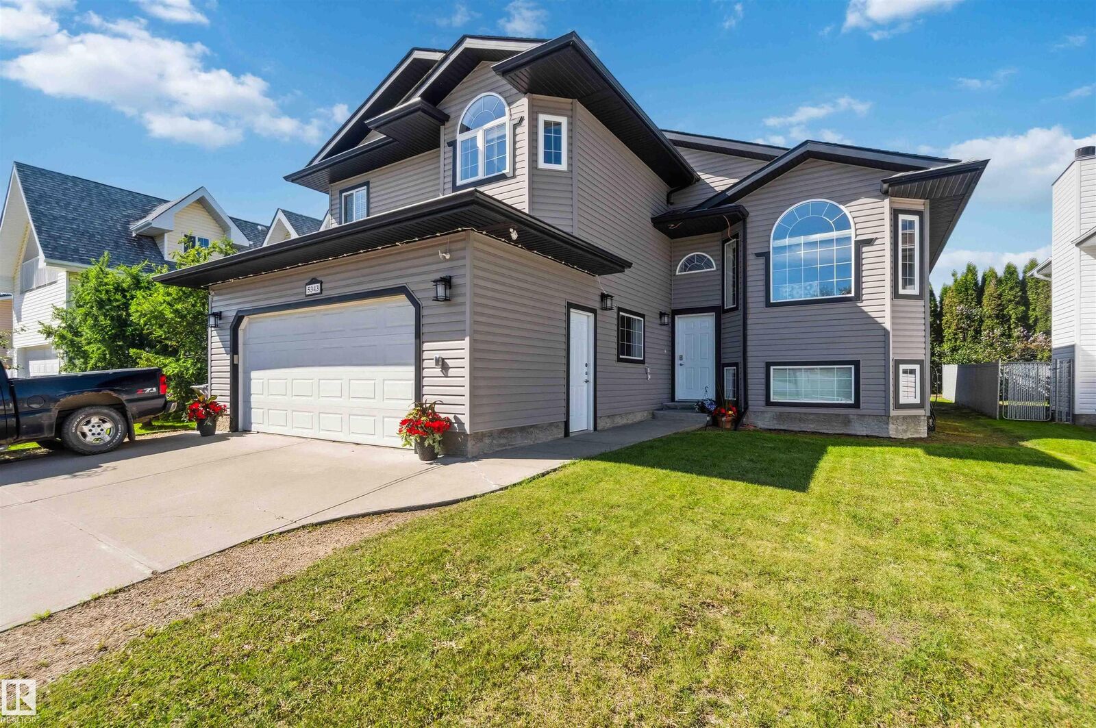 Property Photo:  5343 64 Street  AB T0A 2W0 