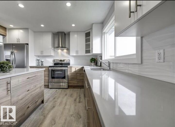 Photo de la propriété:  13907 88 Street NW  AB T5E 3J1 