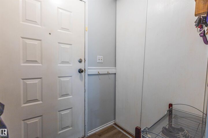 Property Photo:  10722 98 Avenue  AB T8R 1E5 