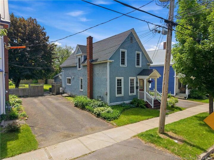Property Photo:  134 Charlotte Street  NB E3B 1L2 
