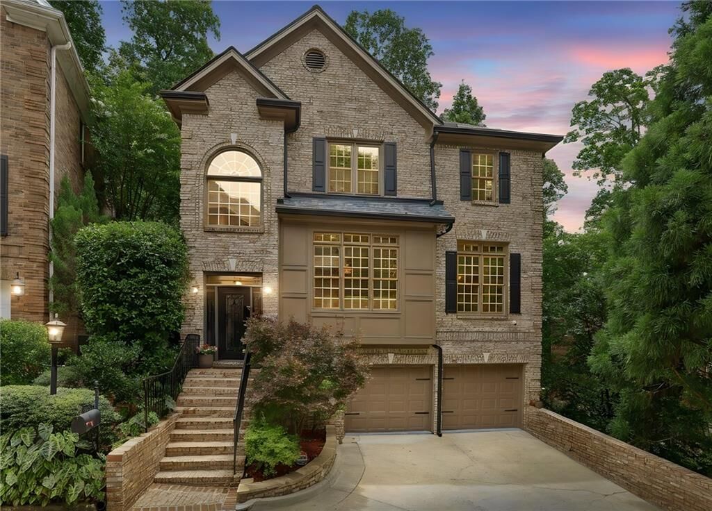 Property Photo:  1151 Chantilly NE  GA 30324 
