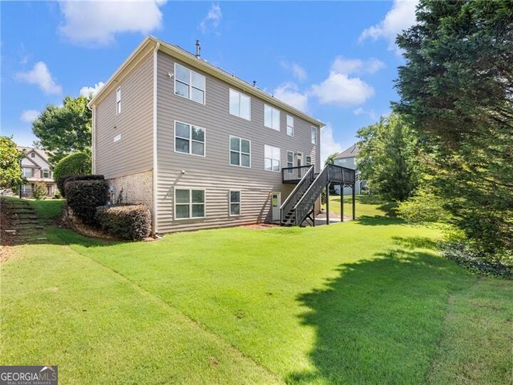 Property Photo: 1960 Manor View GA 30041