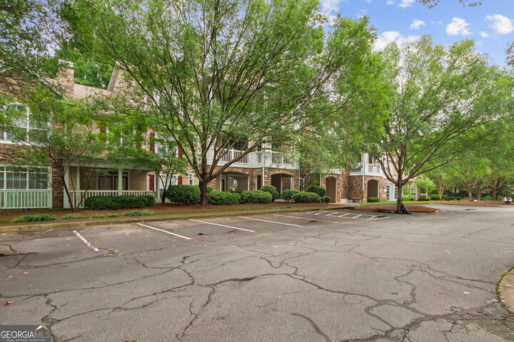 Property Photo: 933 Sandringham Drive 933 GA 30004