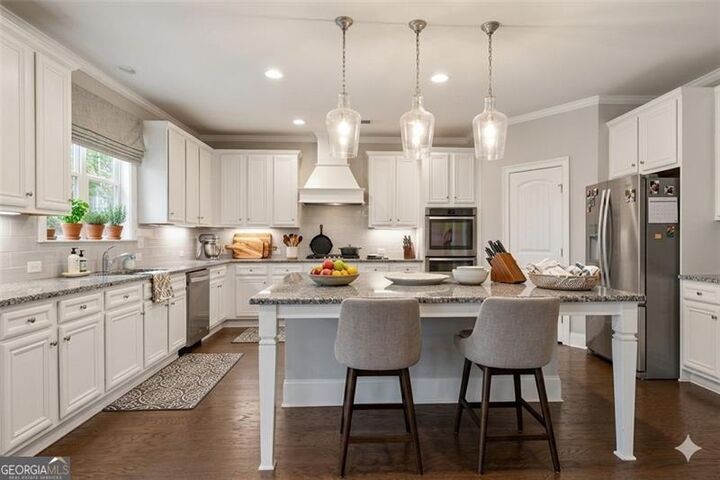 Property Photo: 3795 Gardenside Court GA 30004