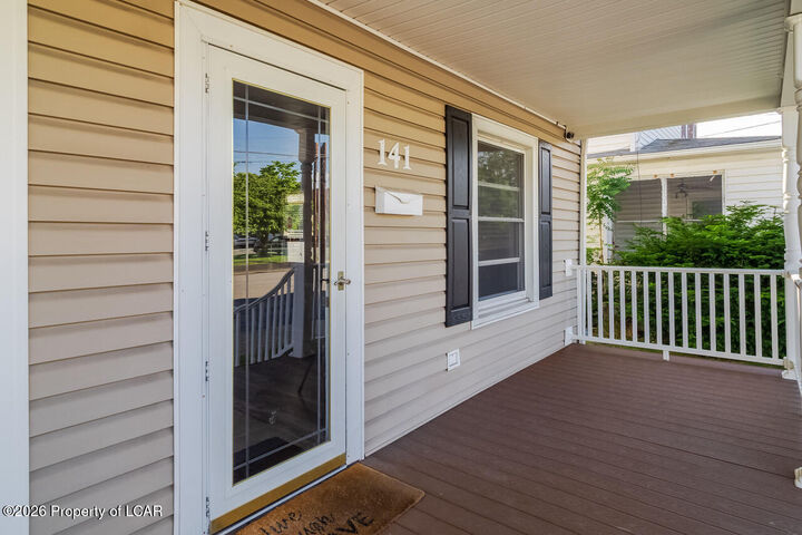 Property Photo:  141 Lincoln Street  PA 18643 