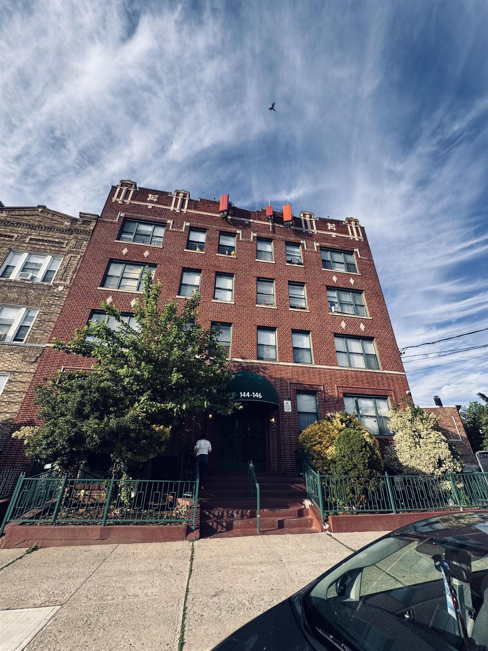 Property Photo:  146 Virginia Ave 302  NJ 07304 