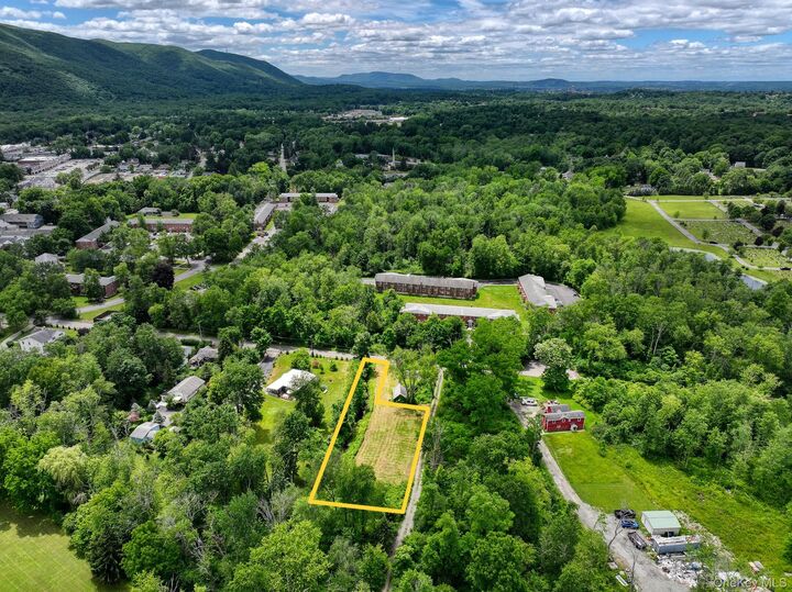 Property Photo:  30 Givens Lane  NY 12524 