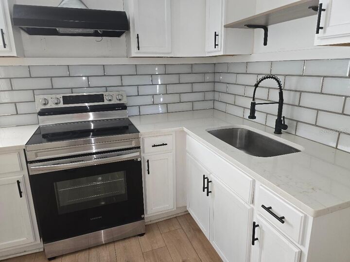 Property Photo:  1847 19th Street S  FL 33712 
