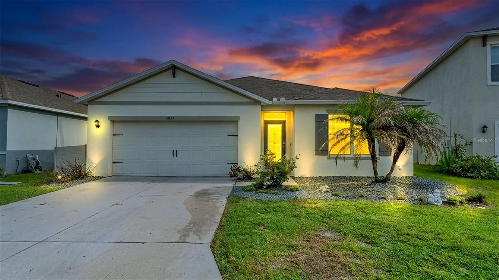 Property Photo:  5853 Arlington River Drive  FL 33811 