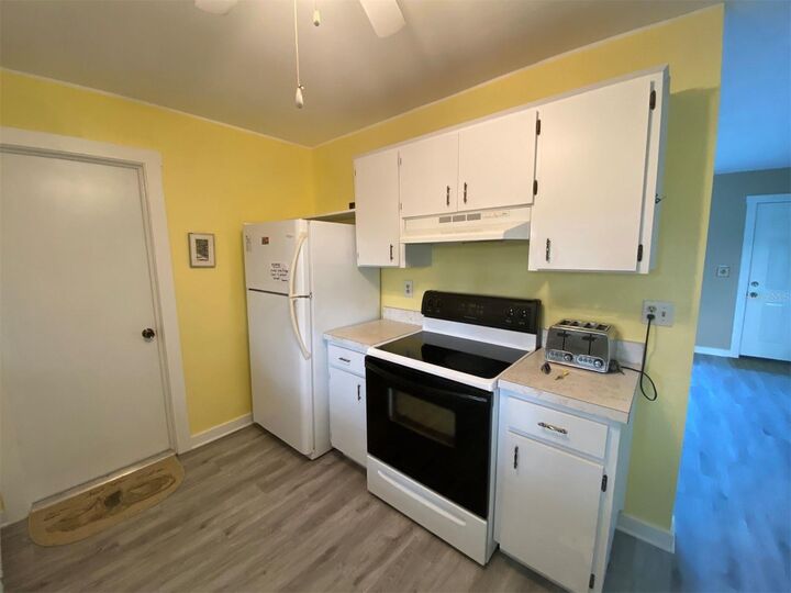 Property Photo:  2436 Shenandoah Street  FL 34287 
