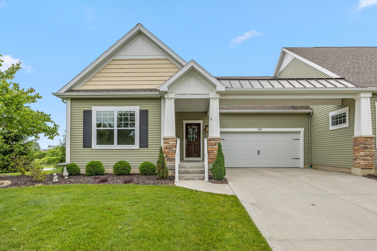 Property Photo: 706 Braeside Drive SE MI 49315