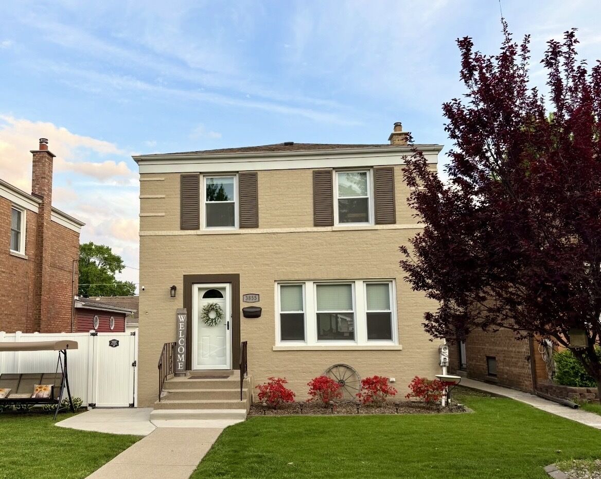 Property Photo:  3855 W 109th Place  IL 60655 